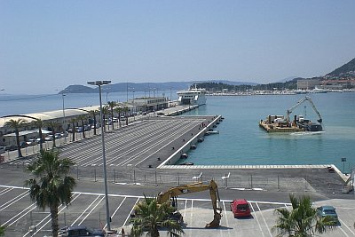 Extension of existing berths No. 26 and 27 in the Split port